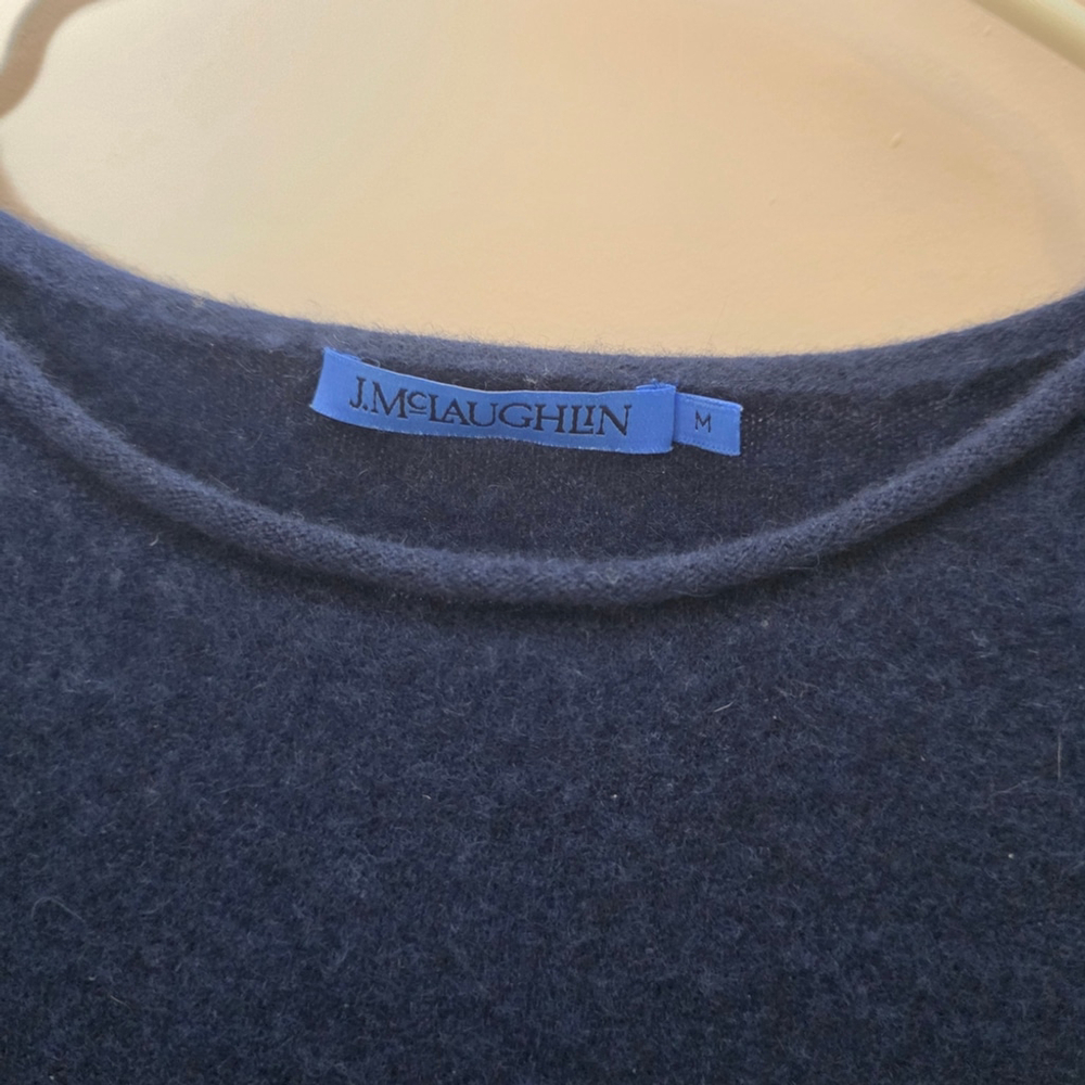 J. McLaughlin 100% Cashmere Sweater Women’s Medium Navy Crewneck Soft Classic - Picture 4 of 5